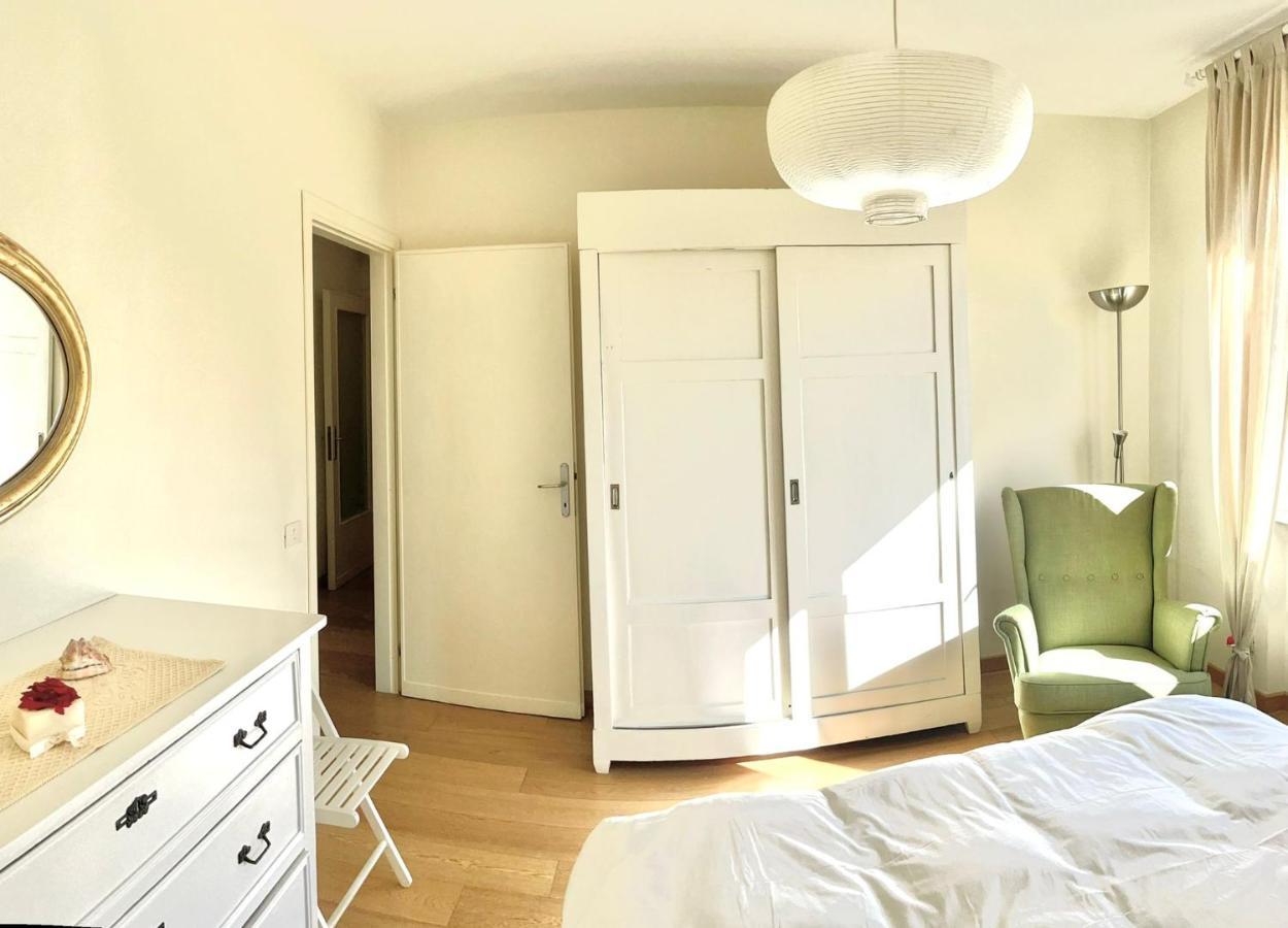 A Casa Di Rocco With Air Condition, Wifi And Private Parking Lucca Eksteriør bilde
